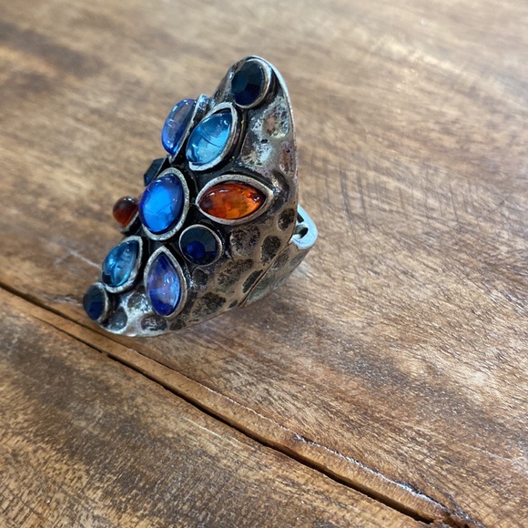 Costume jewelry bundle - Picture 4 of 9